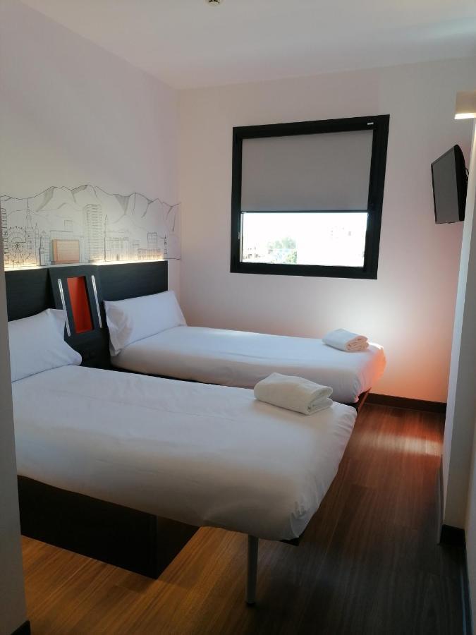 Easyhotel Malaga City Centre Luaran gambar